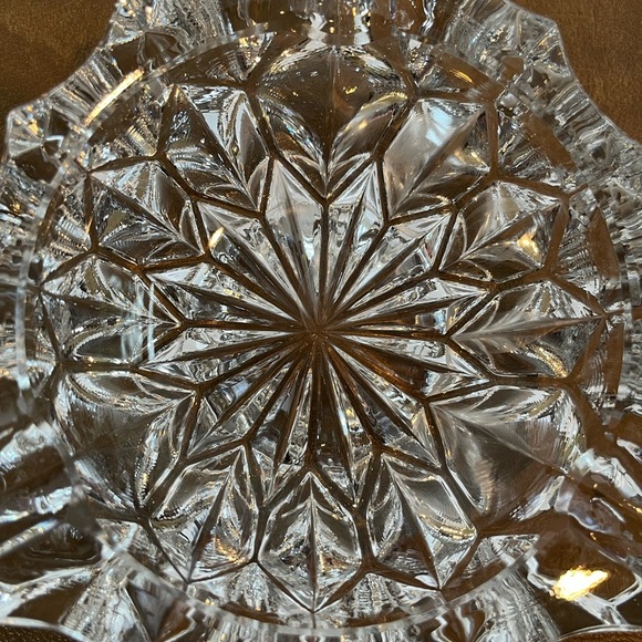 Vintage Heavy Clear-Cut Crystal Ashtray/ Trinket Dish - Picture 6 of 6